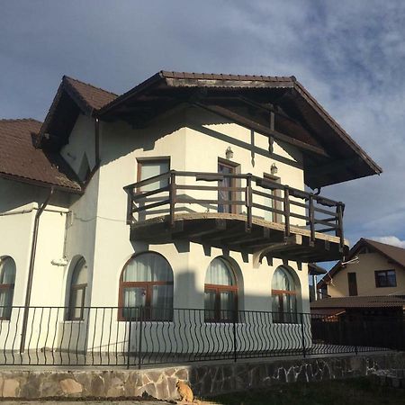 Apartament Ella Rîşnov 外观 照片